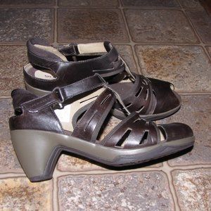 Merrell Performance Brown Leather Platform Sandals Sz 7